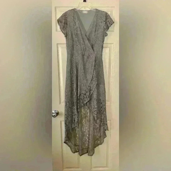 Altr’d State Gray Lace Dress hi low Size Medium - Picture 1 of 6